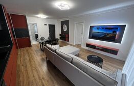 Apartament cu 3 camere de lux, 70 mp, 2 bai, lift, etaj intermediar, zona Teilor