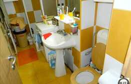 1 camera, 37 mp, decomandat, etaj intermediar, zona strazii 21 Decembrie!