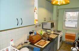 1 camera, 37 mp, decomandat, etaj intermediar, zona strazii 21 Decembrie!