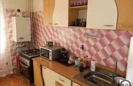 Apartament de vanzare, 3 camere, etaj intermediar, zona Billa!