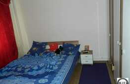 Apartament de vanzare, 3 camere, etaj intermediar, zona Billa!