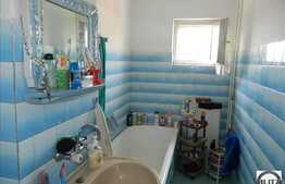 Apartament de vanzare, 3 camere, etaj intermediar, zona Billa!