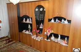 Apartament 4 camere, decomandat, 80 mp utili, boxa la subsol, zona Piata Flora