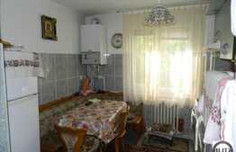 Apartament 4 camere, decomandat, 80 mp utili, boxa la subsol, zona Piata Flora