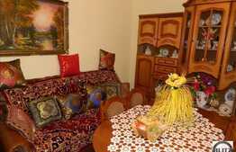 Apartament 4 camere, decomandat, 80 mp utili, boxa la subsol, zona Piata Flora