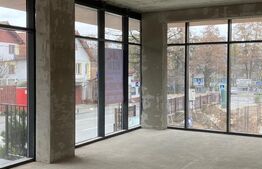 Spatiu comercial nou, open-space, 60mp, vitrina,  zona Taietura Turcului