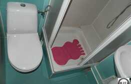 De vanzare, 3 camere, etaj intermediar, boxa la subsol, zona Intre Lacuri!