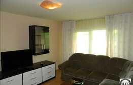 De vanzare, 3 camere, etaj intermediar, boxa la subsol, zona Intre Lacuri!