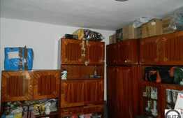 2 camere de vanzare, 54 mp utili, etaj intermediar, zona strazii Aurel Vlaicu!