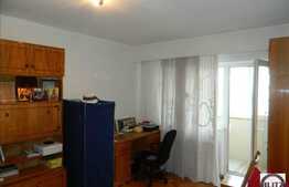 2 camere de vanzare, 54 mp utili, etaj intermediar, zona strazii Aurel Vlaicu!