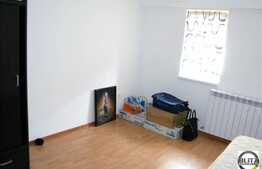 3 camere, 78 mp utili, semidecomandat, imobil nou, cu balcon, zona Baumax!