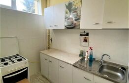 Garsoniera 28 mp, decomandata, balcon, zona Detunata