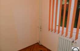 Apartament 3 camere, decomandat, 65 mp utili, loc parcare, boxa, zona Nora!