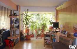 Apartament cu 3 camere de vanzare, 94 mp, zona Interservisan