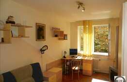 Vanzare 3 camere,  decomandat, 60 mp utili, balcon, zona Iulius Mall!