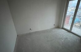 Apartament 3 camere 68 m2, bloc nou, semifinisat zona Vivo