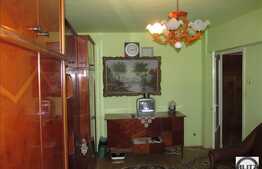 Apartament de vanzare, 2 camere, etaj intermediar, garaj, zona strazii Fabricii!