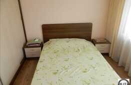 Apartament de vanzare, 3 camere, decomandat, boxa la subsol, loc de parcare!