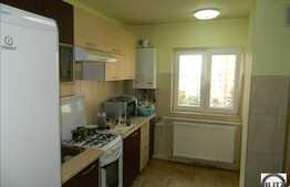 Apartament de vanzare, 3 camere, decomandat, boxa la subsol, loc de parcare!