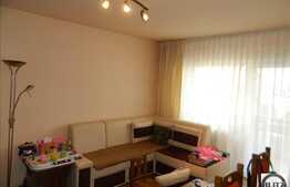 Apartament de vanzare, 3 camere, decomandat, boxa la subsol, loc de parcare!