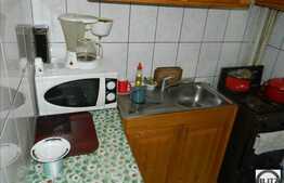 Garsoniera de vanzare, 21 mp utili, partial mobilata, zona linistita!