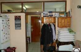 Garsoniera de vanzare, 21 mp utili, partial mobilata, zona linistita!