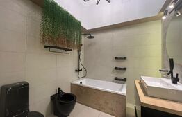 Apartament superb de 3 camere, 110 mp, curte, zona Vivo