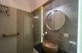 Apartament superb de 3 camere, 110 mp, curte, zona Vivo