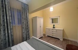 Apartament superb de 3 camere, 110 mp, curte, zona Vivo