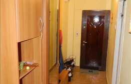 Vanzare apartament cu 2 camere, decomandat, 50 mp, zona strazii Tulcea