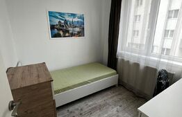 Apartament 3 camere, lux, 44 mp, etaj intermediar, zona Vivo