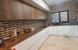 Duplex finisat si mobilat, garaj, 140 mp utili, 450 mp teren in Chinteni 