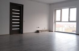 Apartament 3 camere nou , spatiu verde , zona Teilor