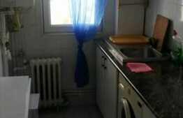 3 camere, 58 mp, semidecomandat, zona strazii Parang