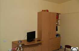 De vanzare apartament 3 camere, 84 mp, loc parcare, parter inalt, zona linistita