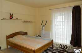 De vanzare apartament 3 camere, 84 mp, loc parcare, parter inalt, zona linistita