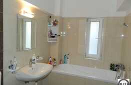 De vanzare apartament 3 camere, 84 mp, loc parcare, parter inalt, zona linistita