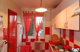 4 camere, 80 mp utili, finisaje moderne,  parcare, boxa, zona strazii Mehedinti