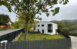 COMISION 0, Duplex zona tauti, teren 320mp