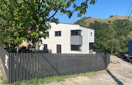 COMISION 0, Duplex zona tauti, teren 320mp