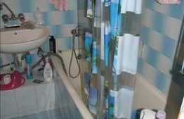 Apartament 2 camere, 54 mp, decomandat, boxa la subsol,  zona strazii Fabricii