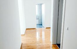 Apartament 3 camere, 66 mp, 2 gradini 62mp, parcare inclusa, zona Cetatii