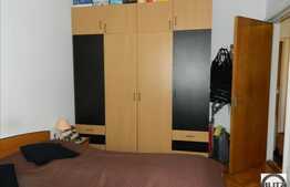 Vanzare 4 camere, decomandat, 78 mp, parcare, boxa la subsol, zona linistita!