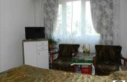 Vanzare 4 camere, decomandat, 78 mp, parcare, boxa la subsol, zona linistita!