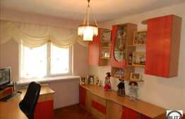 Vanzare 3 camere, 65 mp utili, zona Expo Transilvania! Cu boxa si loc parcare!