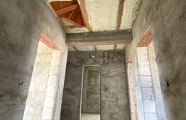 EXCLUSIV: Casa premium cu 190 mp, teren 640 mp si panorama superba la intrare in Chinteni