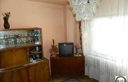 Vanzare 2 camere, decomandat, 52 mp, 1 loc de parcare, zona Piata Marasti!