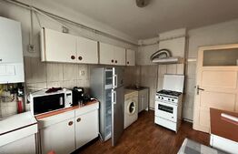 Apartament 2 camere, 50 mp, balcon, zona străzii Paris 
