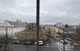 Apartament 2 camere, 50 mp, balcon, zona străzii Paris 