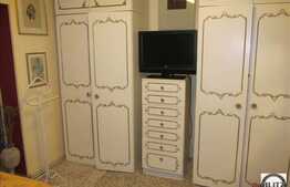 De vanzare 4 camere, 85 mp, parcare, boxa la subsol, zona strazii Castanilor!